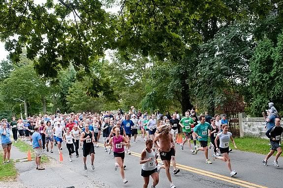 Come to Lynch Park for the Beverly Homecoming 5k and kids fun run! Come to Lynch Park for the Beverly Homecoming 5k and kids fun run!