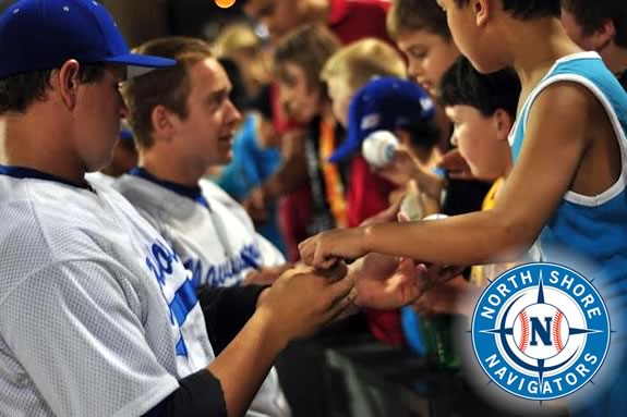 Players from the North Shore Navigatgors sign balls for fans! Sign up for this incredible North Shore Navigator Season Pass Deal from Amazon! Players from the North Shore Navigatgors sign balls for fans!