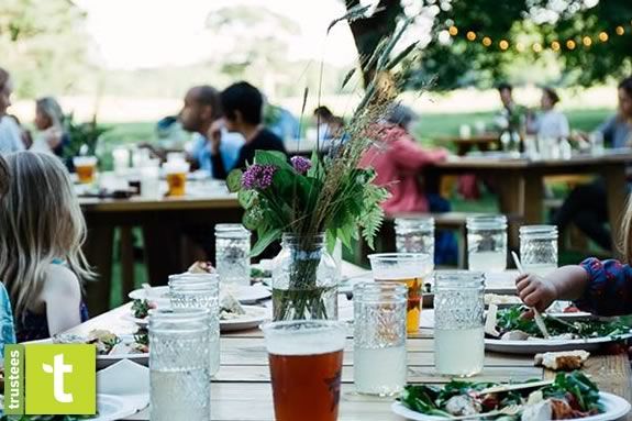 Families enjoy dinner on at Appletons Farms with ingredients fresh from the farm! 