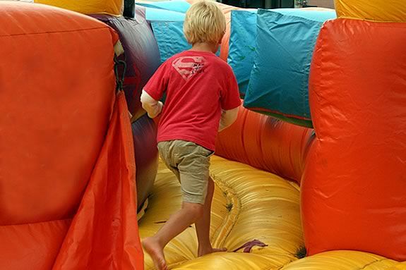 Salem Common will be bouncy houses rides and games for Kids night on the Commons