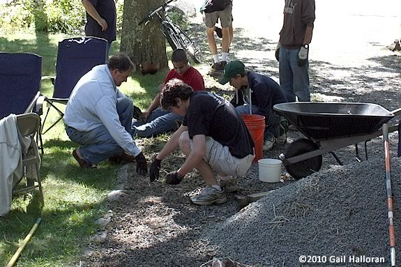 Give back to the community through this volunteer opportnity at Ravenswood Park. TTOR Give back to the community through this volunteer opportnity at Ravenswood Park