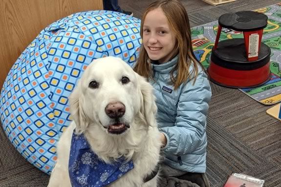 The G.A.R. Memorial Library Massachusetts Library's reading therapy dog is looking for kids to read to him!