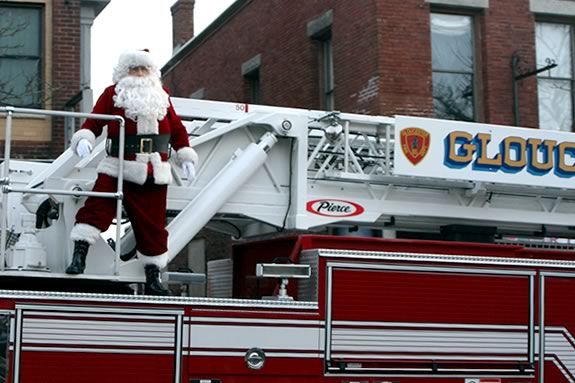 Santa will come to Gloucester to launch the Christmas Parade and Tree Lighting - a classic holiday tradition! Santa will come to Gloucester to launch the Christmas Parade and Tree Lighting -