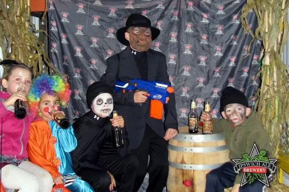 Ipswich Ale Halloween Extravaganza in Ipswich Massachusetts is for kids and adults! Ipswich Ale Halloween Extravaganza in Ipswich Massachusetts is for kids and adults!