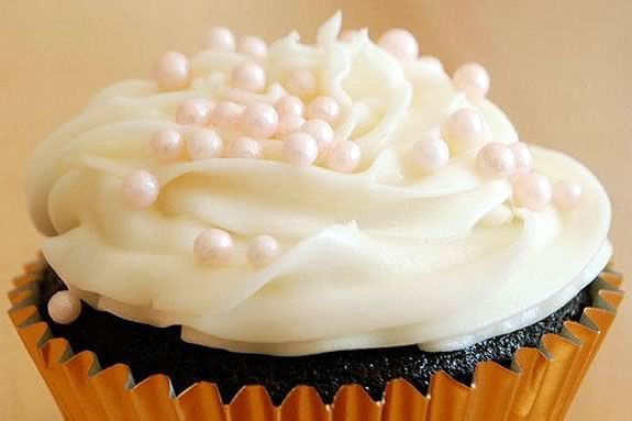 Kids can decorate their own delicious cupcake at the Manchester Public Library! Kids can decorate their own delicious cupcake at the Manchester Public Library!