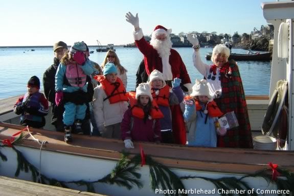 Come to Marblehead to welcome Santa as he arrives for the Christmas Walk by lobster boat! Come to Marblehead to welcome Santa as he arrives for the Christmas Walk!