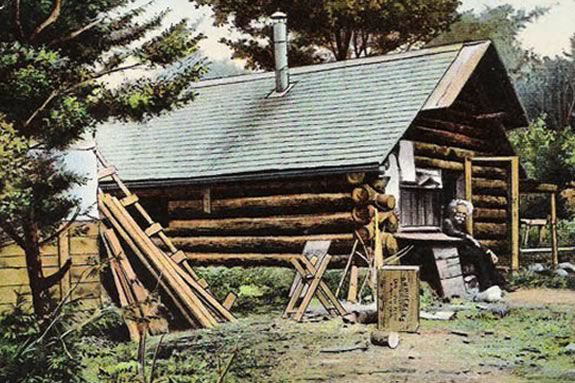 From 1884 – 1917, Mason A. Walton lived a hermit's life in Ravenswood Park From 1884 – 1917, Mason A. Walton lived a hermit's life in Ravenswood Park