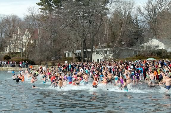 Take the Polar Plunge in Salem or Beverly Massachusetts to raise funds for local non profits! Take the Polar Plunge in Salem or Beverly Massachusetts to raise funds for local non profits!
