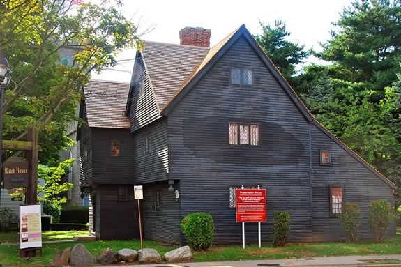 Learn about colonial medecine at the Witch House in Salem Massachusetts as part of Trails and Sails! Learn about colonial medecine at the Witch House in Salem Massachusetts as part of Trails and Sails!