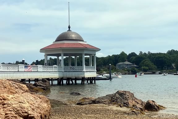 Join Seaside Sustainability for a COASTSWEEP clean up of of Tuck's Point's shoreline in Manchester Massachusetts