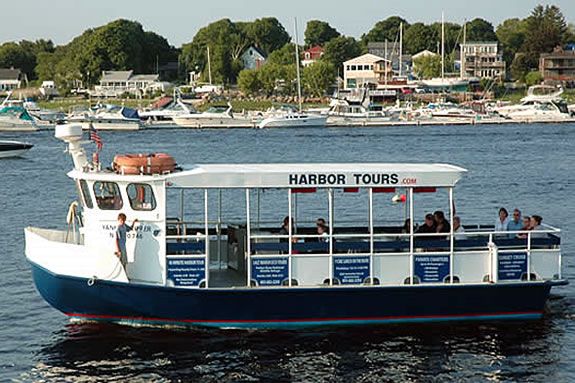 Explore the Merrimack River estuary aboard the Oceanography Ecology Cruise 