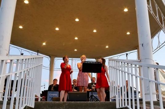 Compaq Big Band is just one of the perfromers in the Summer Concert Series at Stage Fort Park in Gloucester Massachusetts!
